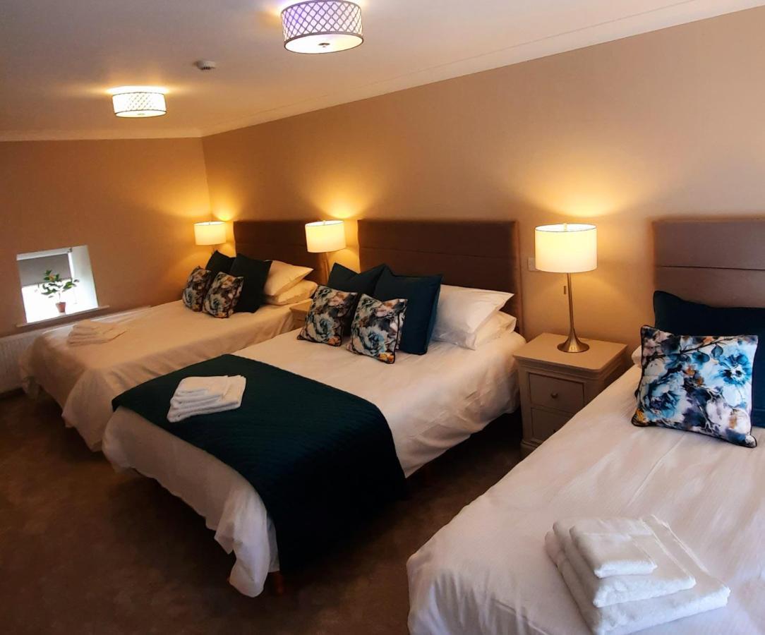 The Dolphin Hotel Crossmolina Luaran gambar