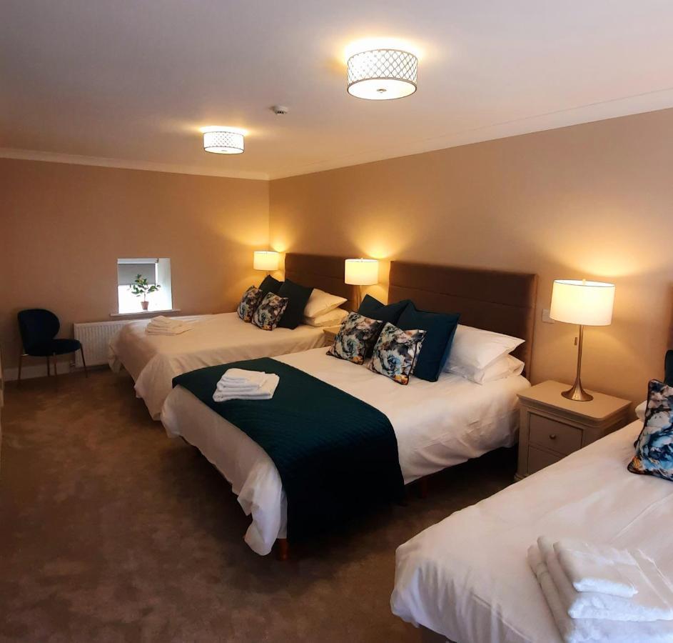 The Dolphin Hotel Crossmolina Luaran gambar