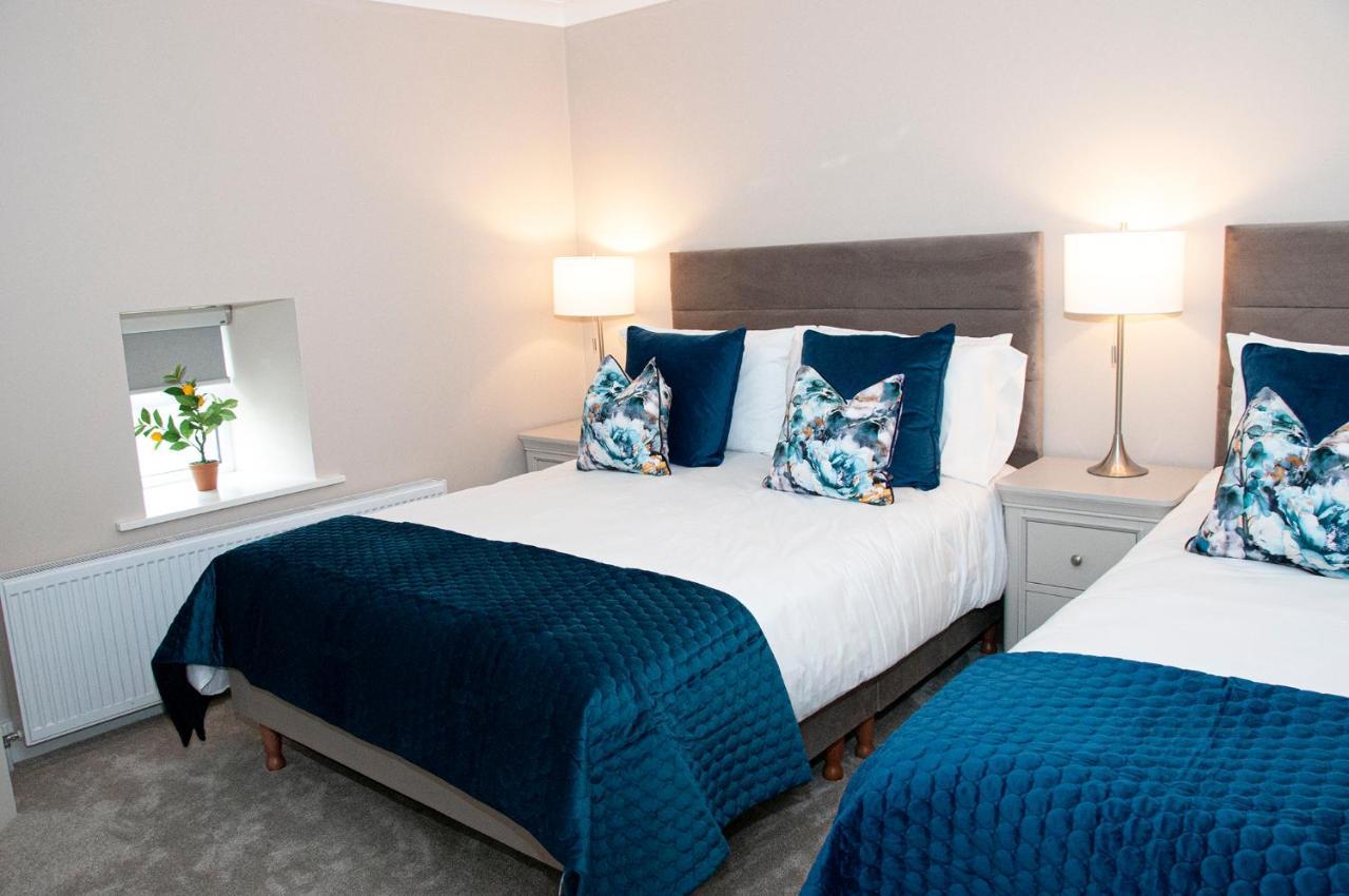 The Dolphin Hotel Crossmolina Luaran gambar