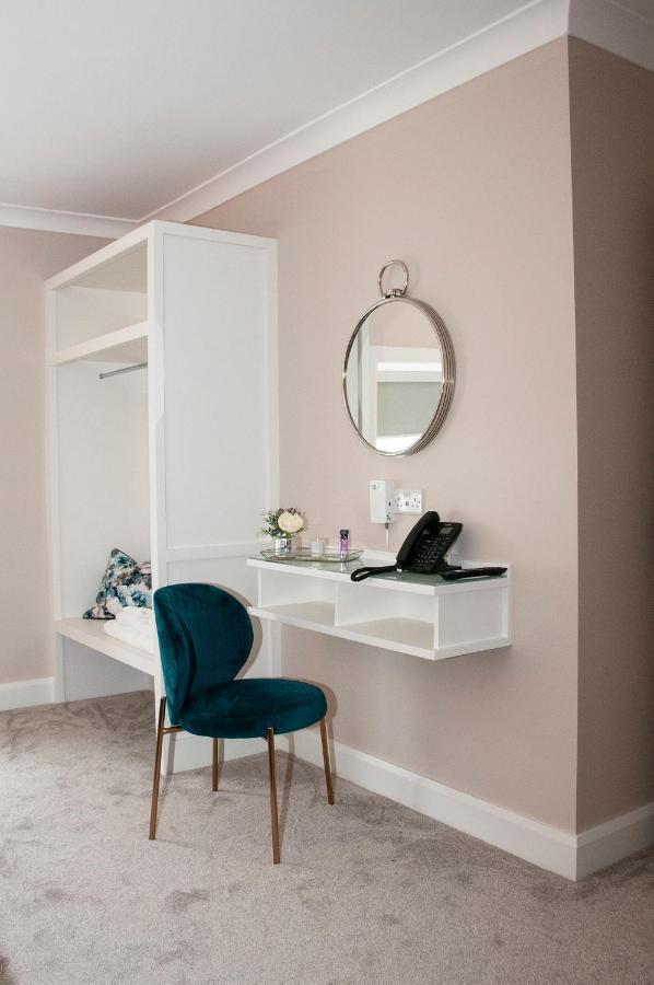 The Dolphin Hotel Crossmolina Luaran gambar