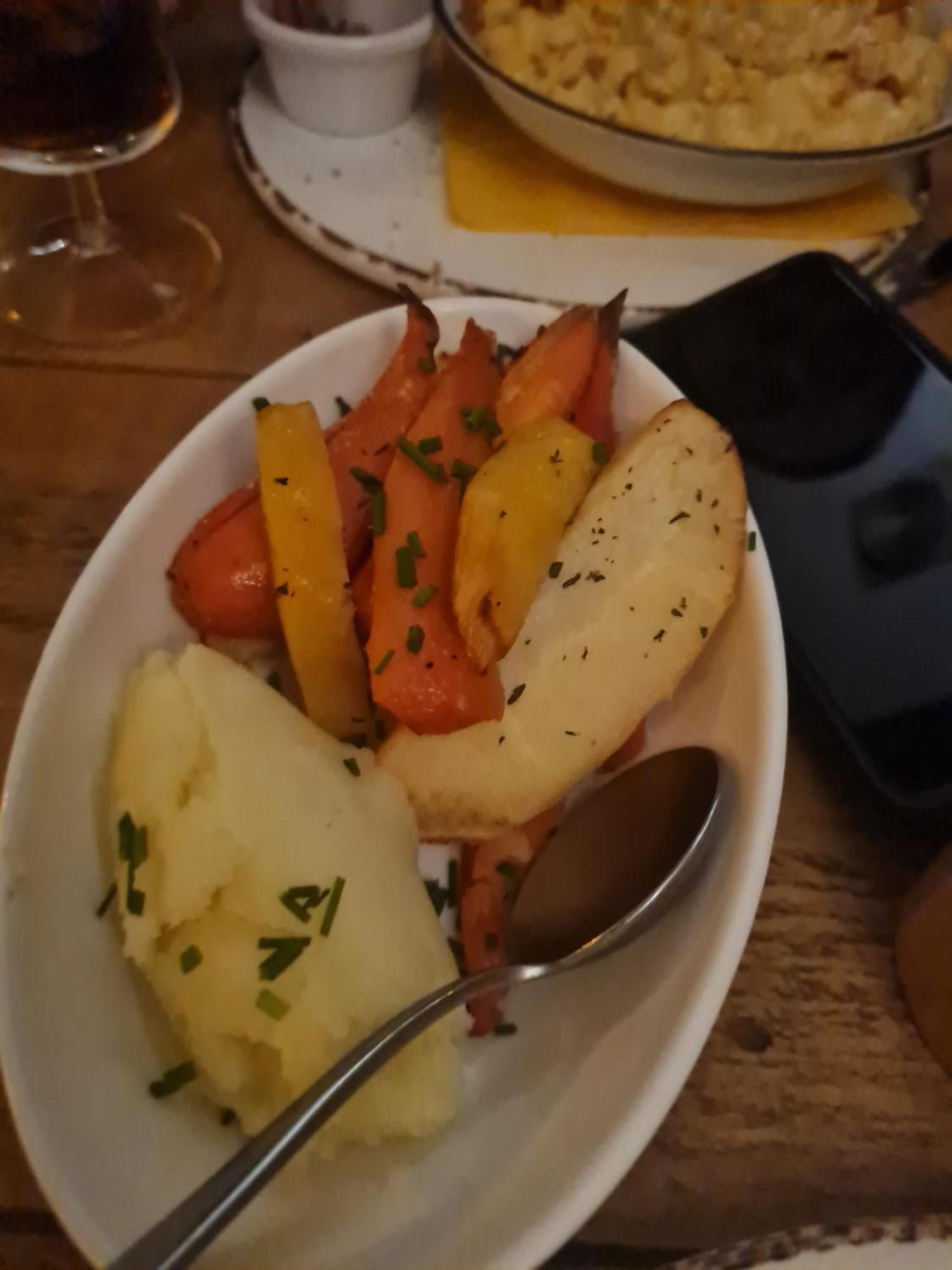 The Dolphin Hotel Crossmolina Luaran gambar