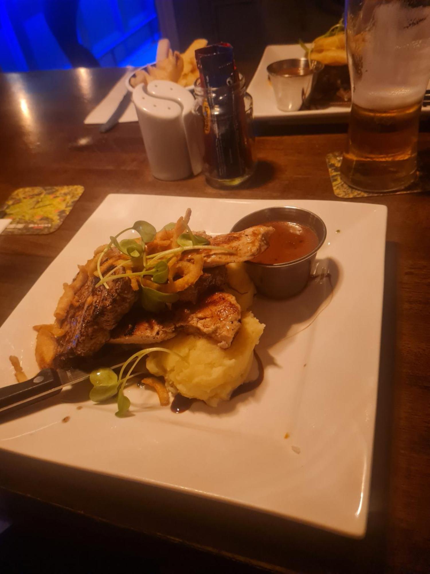 The Dolphin Hotel Crossmolina Luaran gambar